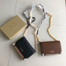 버버리 햄프셔 woc 크로스백 체인 월렛 40681441 병행수입 100%