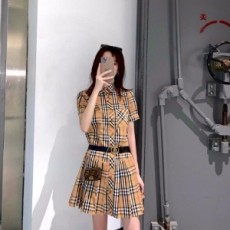 버버리 2020 SS 체크 주름 벨트 여성 원피스