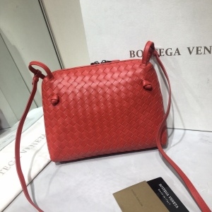 보테가 2020 SS 인트레치아토 나파 노디니 레드 크로스백 커스텀급