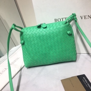 보테가 2020 SS 인트레치아토 나파 노디니 옐로우그린 크로스백 커스텀급