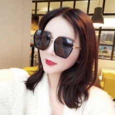 샤넬 2020 SS 체인로고 여성 선글라스