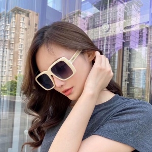 구찌 2020 SS 각인로고 여성 선글라스