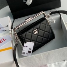 샤넬 2020 SS 램스킨 퀄팅 금속 토토 크로스백 커스텀급
