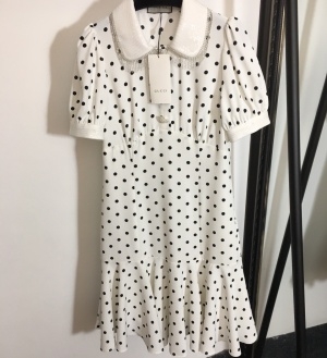 구찌 2020 SS 태슬 카라 땡땡이 여성 원피스