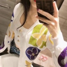 루이비통 2020 SS 모노그램 후드 니트 여성 가디건