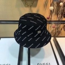 발렌시아가 2020 SS 캐릭터 큐빅로고 커플 모자