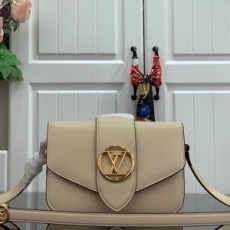 루이비통 2020 SS LV로고 퐁 뇌프 아이보리 숄더백 M55700 커스텀급
