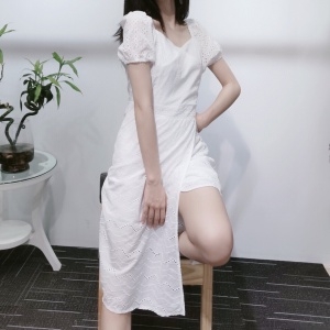 디올 2020 SS 캐릭터 자수 메쉬 트임 여성 원피스