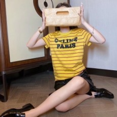 셀린느 2020 SS 스트라이프 로고 여성 반팔티