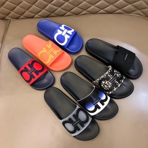 페레가모 FERRAGAMO 2020 SS 캐릭터 로고 남성 슬리퍼