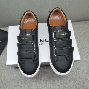 지방시 GIVENCHY 2020 SS 로고 레더패치 커플 슈즈
