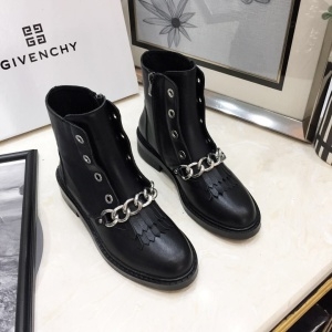지방시 GIVENCHY 2020 SS 체인 태슬 여성 쇼트부츠