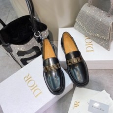 디올 DIOR 2020 SS 금속 패치로고 레더 여성 슈즈