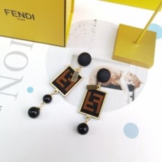 펜디 FENDI 2020 SS F로고 블랙 진주 귀걸이