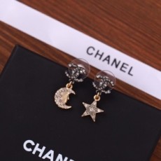 샤넬 CHANEL 2020 SS 캐릭터 문 스타 귀걸이