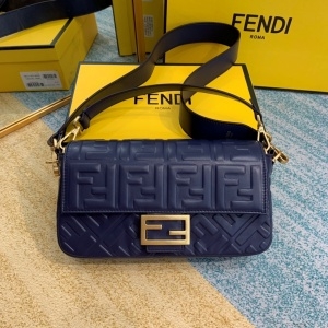 펜디 FENDI 2020 SS F로고 각인 크로스백 8BS600 커스텀급