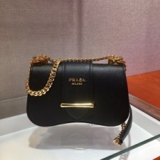 프라다 PRADA 2020 SS 사피아노 시도니 체인 숄더백 1BD184 커스텀급