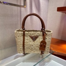 프라다 PRADA 2020 SS 라피아 라탄 바스켓백 커스텀급