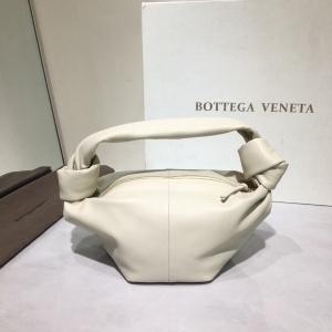 보테가 베네타 BOTTEGA VENETA 2020 SS 레더 숄더백 96007 커스텀급