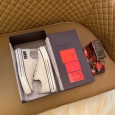 발렌티노 VARENTINO 2020 SS 스티치 로고 남성 슈즈