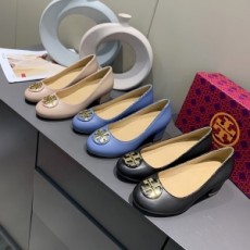 토리버치 TORY BURCH 2020 SS 금속로고 여성 슈즈