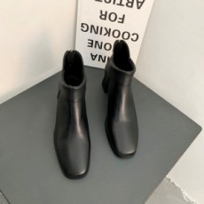 셀린느 CELINE 2020 SS 레더패치 여성 쇼츠부츠