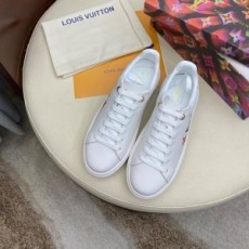 루이비통 LOUIS VUITTON 2020 SS 모노그램 로고 커플 슈즈