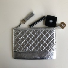 샤넬 CHANEL 2020 SS 퀄팅 가브리엘 클러치백 커스텀급