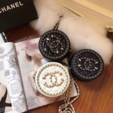 샤넬 CHANEL 2020 SS 퀄팅 체인 라운드 크로스백  88836 커스텀급