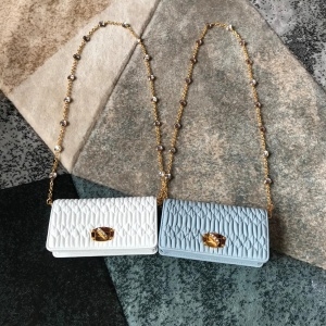 미우미우 MIUMIU 2020 SS 크리스탈 나파 플랩 큐빅 체인 숄더백 5DH044 커스텀급