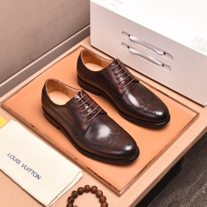 루이비통 LOUIS VUITTON 2020 SS 퍼포 스티치 남성 구두