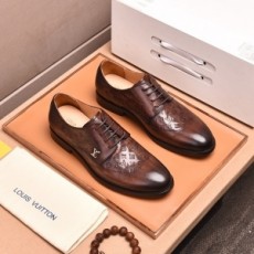 루이비통 LOUIS VUITTON 2020 SS 모노그램 각인 남성 구두