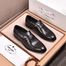 프라다 PRADA 2020 SS 레더 삼각로고 남성 구두