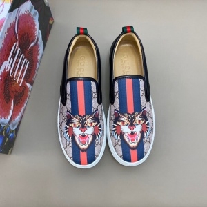 구찌 GUCCI 2020 SS 타이가 삼선 쟈가드 남성 슬립온
