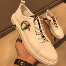 구찌 GUCCI 2020 SS 벌자수 타이가 삼선 남성 슈즈