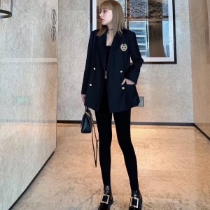 샤넬 CHANEL 2020 SS 패치로고 진주 카라 여성 자켓