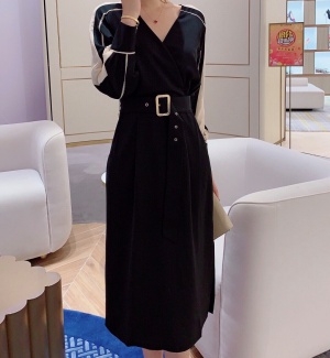 샤넬 CHANEL 2020 SS 스트라이프 벨트 긴팔 여성 원피스