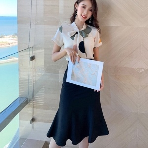 미우미우 MIUMIU 2020 SS 리본 블라우스 러플 스커트 여성 세트