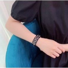구찌 GUCCI 2020 SS 스타로고 큐빅 여성 팔찌