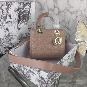 디올 DIOR 2020 SS 레이디백 램스킨 베이지 스몰 토트백 커스텀급