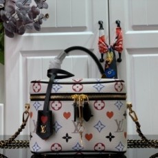 루이비통 LOUIS VUITTON 2020 SS 모노그램 멀티 베니티 체인 크로스백 M45165 커스텀급