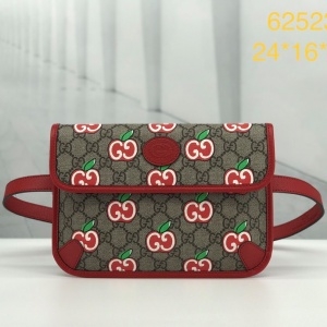 구찌 GUCCI 2020 SS 발렌타인데이 애플 벨트백 625233 커스텀급