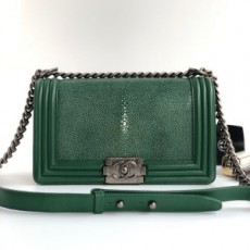 샤넬 CHANEL 2020 SS 구라미무늬 그린 보이백 미듐 미러급