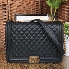 샤넬 CHANEL 2020 SS 캐비어 블랙 보이백 라지 67086 미러급