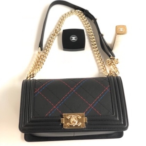 샤넬 CHANEL 2020 SS 램스킨 스티치 보이백 커스텀급
