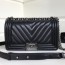 샤넬 CHANEL 2020 SS 램스킨 쉐브론 블랙 보이백 미듐 미러급
