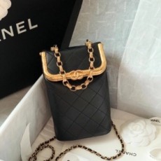 샤넬 CHANEL 2020 SS 램스킨 퀄팅 미듐 체인 키스락백 커스텀급