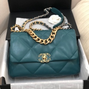 샤넬 CHANEL 2020 SS 19백 고트스킨 미듐 체인 플랩백 미러급