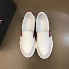 프라다 PRADA 2020 SS 투톤 로고 남성 슬립온