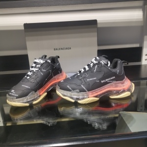 발렌시아가 BALENCIAGA 2020 SS 트리플 업뎃버젼 블랙레드 커플 슈즈